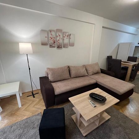Apartment Dostojevski Újvidék Kültér fotó